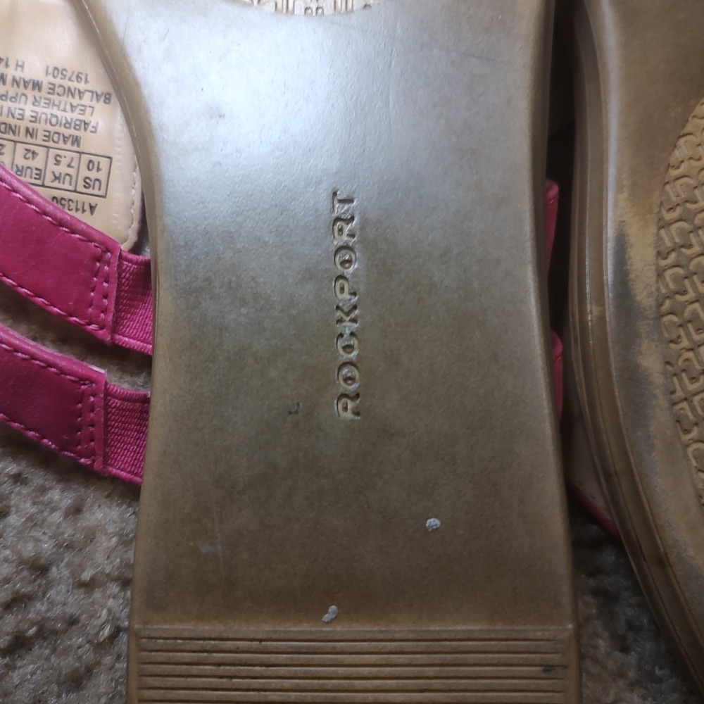 Rockport Walkability Womens 10 Pink Leather Thong Sandals Flat T-Strap A11350